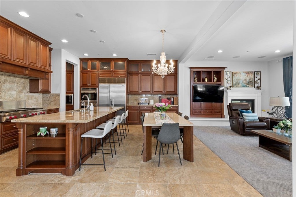 Huntington Beach, California, 92649, United States, 4 Bedrooms Bedrooms, ,4 BathroomsBathrooms,Residential,Active,1780402