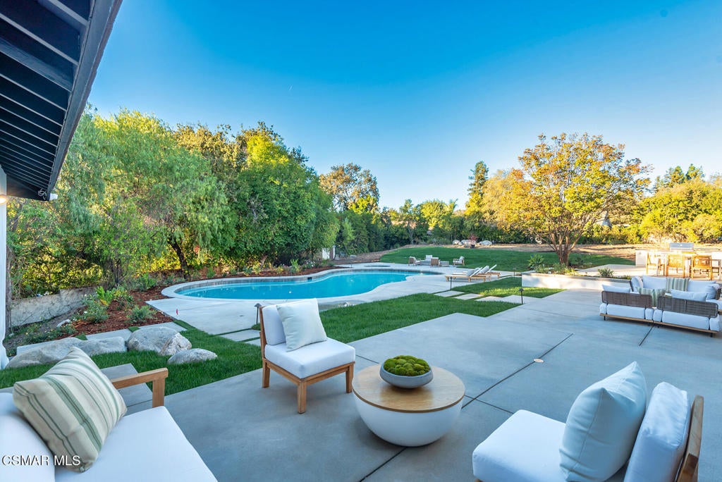 Westlake Village, California, 91362, United States, 5 Bedrooms Bedrooms, ,7 BathroomsBathrooms,Residential,Active,1985560