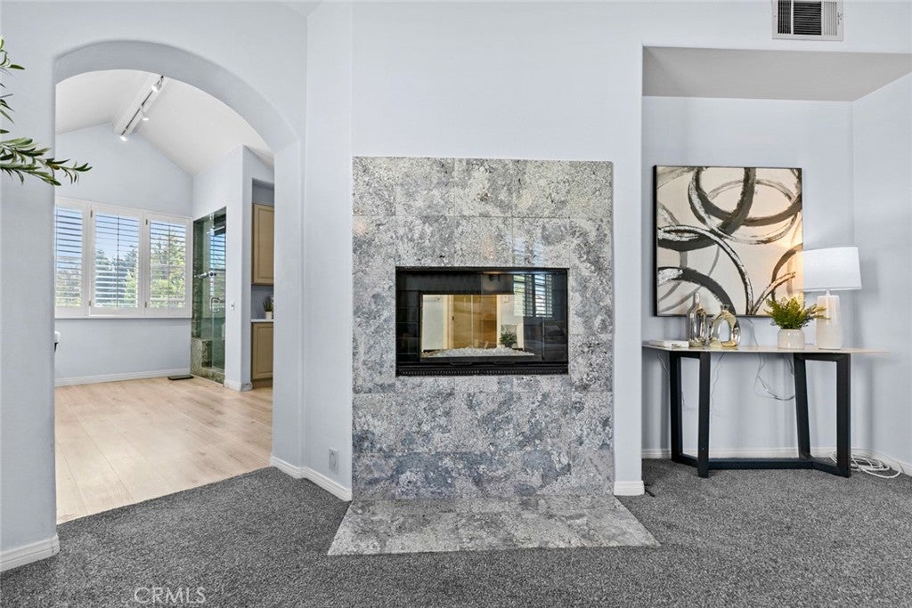 Chatsworth, California, 91311, United States, 5 Bedrooms Bedrooms, ,6 BathroomsBathrooms,Residential,Active,2015219