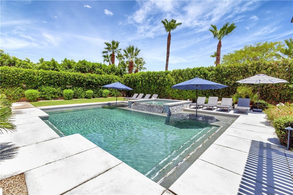 Indio, California, 92201, United States, 6 Bedrooms Bedrooms, ,5 BathroomsBathrooms,Residential,Active,1880350