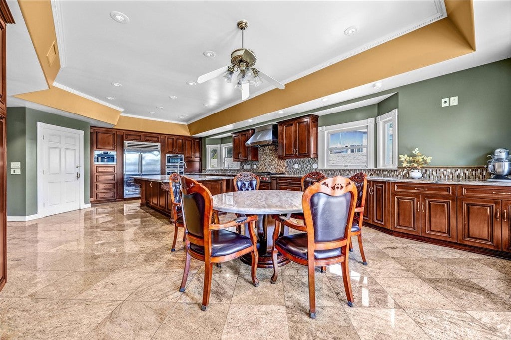 Arcadia, California, 91006, United States, 8 Bedrooms Bedrooms, ,10 BathroomsBathrooms,Residential,Active,1922498