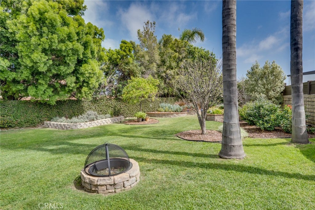Huntington Beach, California, 92647, United States, 4 Bedrooms Bedrooms, ,3 BathroomsBathrooms,Residential,Active,2030516