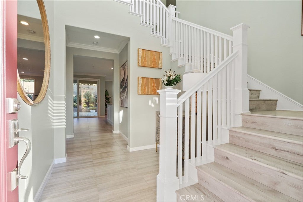 Irvine, California, 92618, United States, 4 Bedrooms Bedrooms, ,5 BathroomsBathrooms,Residential,Pending,2007263