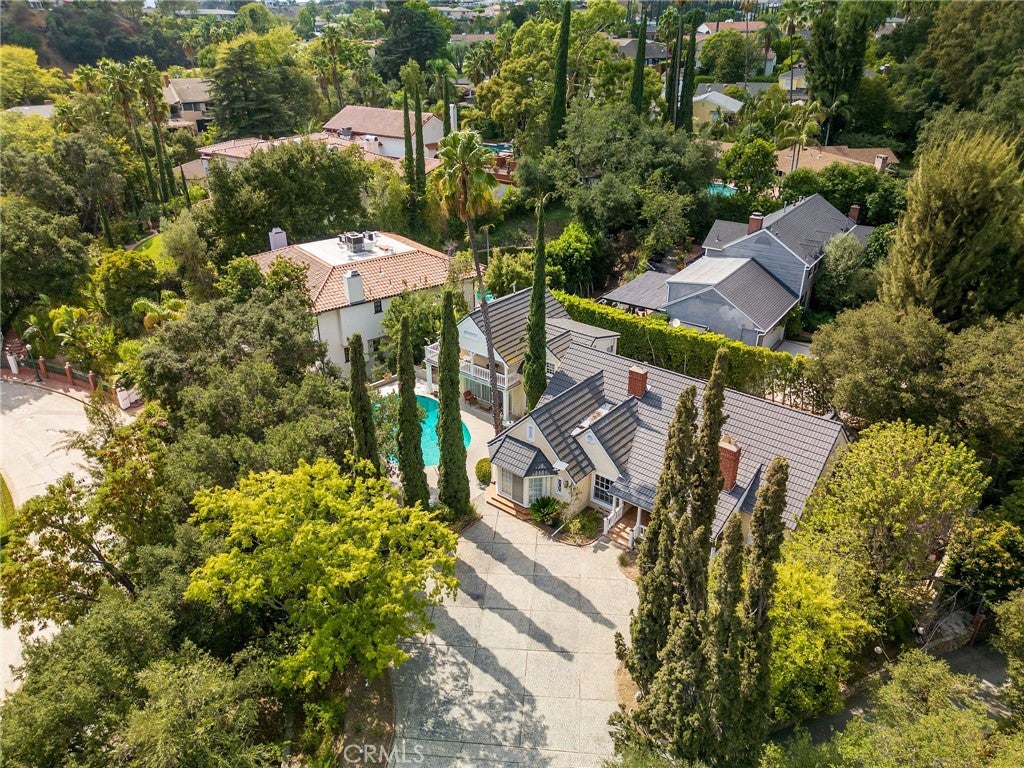 Glendale, California, 91207, United States, 4 Bedrooms Bedrooms, ,4 BathroomsBathrooms,Residential,Active,1945087