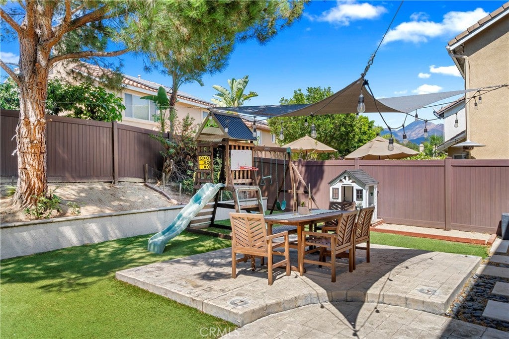 Rancho Santa Margarita, California, 92688, United States, 4 Bedrooms Bedrooms, ,3 BathroomsBathrooms,Residential,Active,1944272
