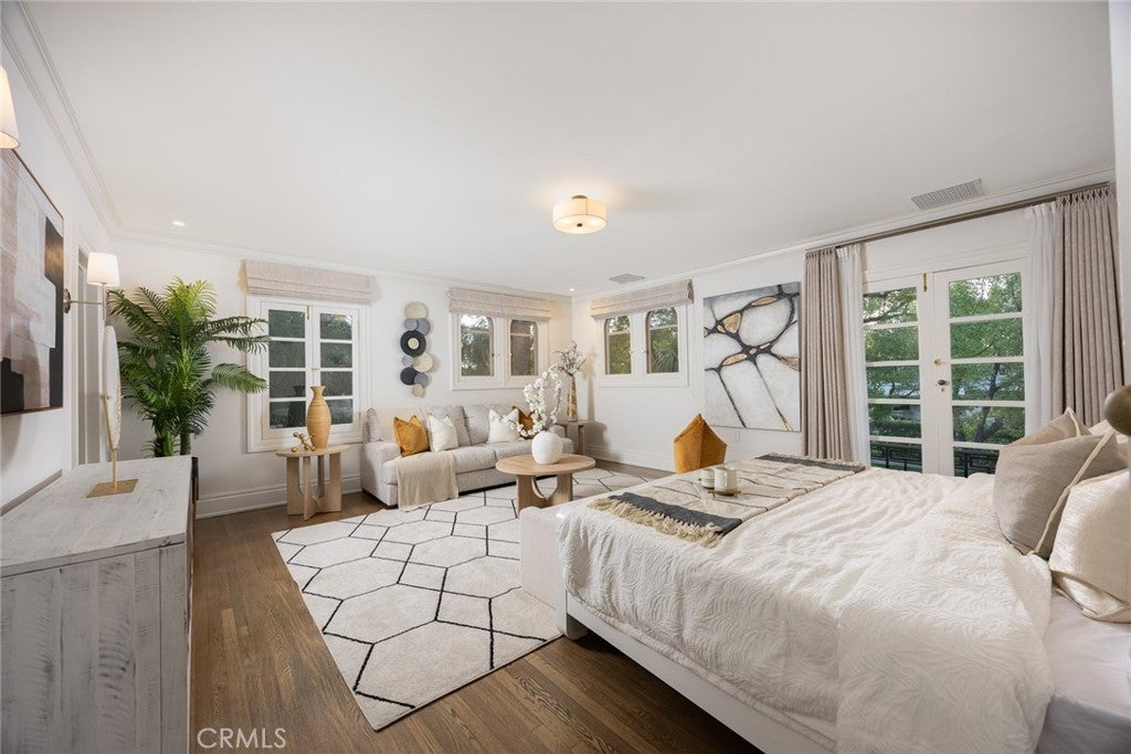 928 S El Molino Ave – image 29
