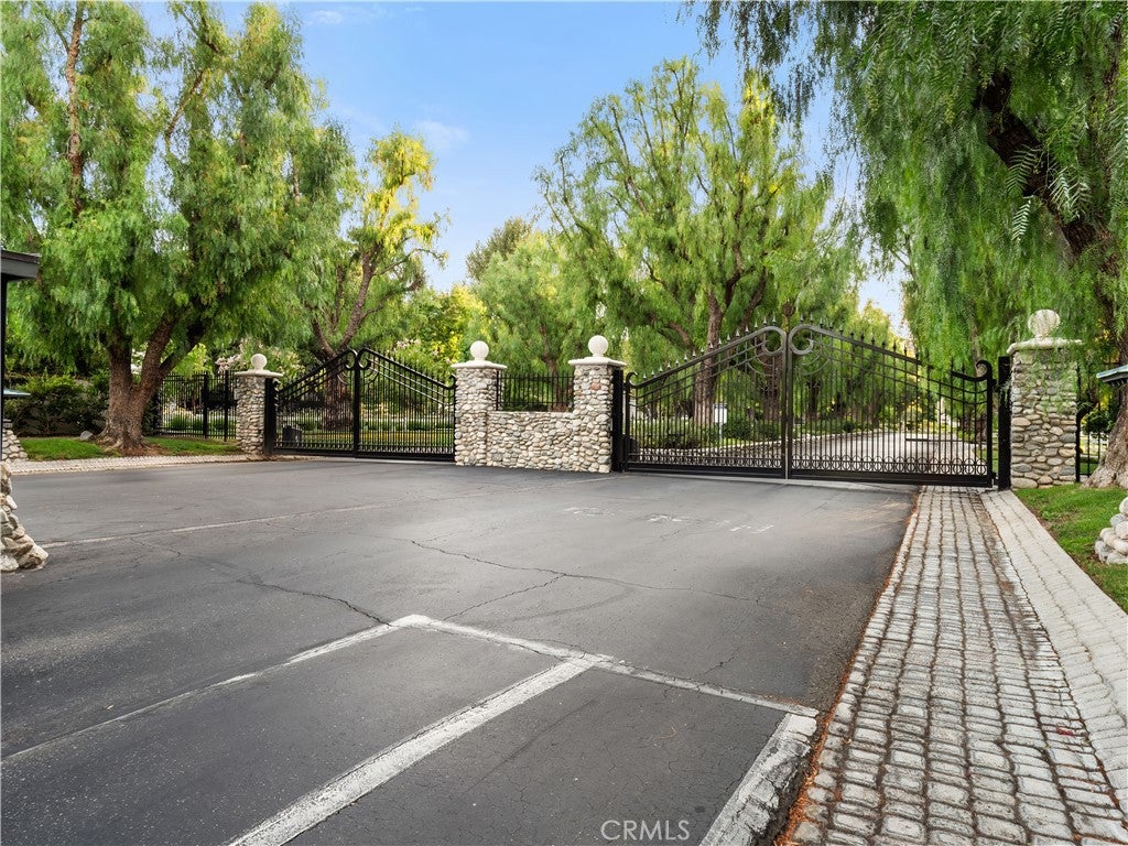 Canyon Country, California, 91387, United States, 5 Bedrooms Bedrooms, ,5 BathroomsBathrooms,Residential,Active,1926896