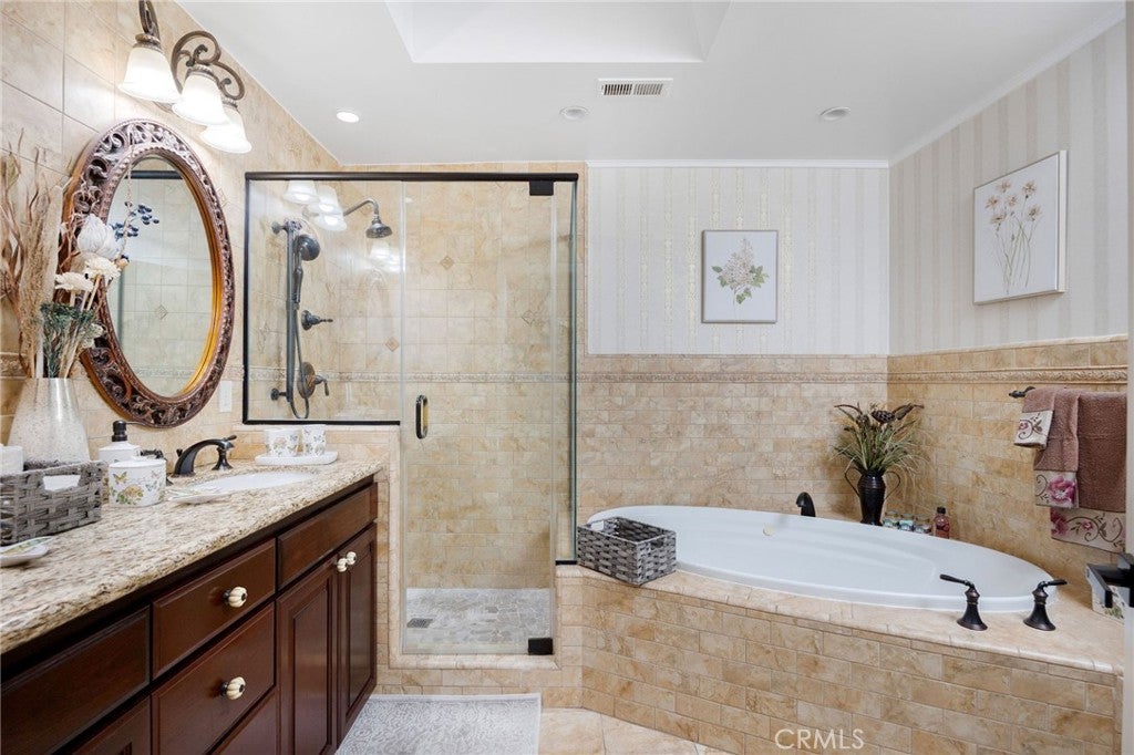 Chatsworth, California, 91311, United States, 4 Bedrooms Bedrooms, ,3 BathroomsBathrooms,Residential,Active,2006764