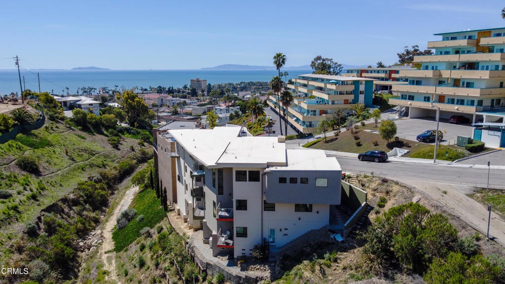 Ventura, California, 93001, United States, 3 Bedrooms Bedrooms, ,4 BathroomsBathrooms,Residential,Active,2016402