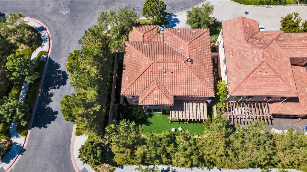 Irvine, California, 92618, United States, 4 Bedrooms Bedrooms, ,4 BathroomsBathrooms,Residential,Active,1894158