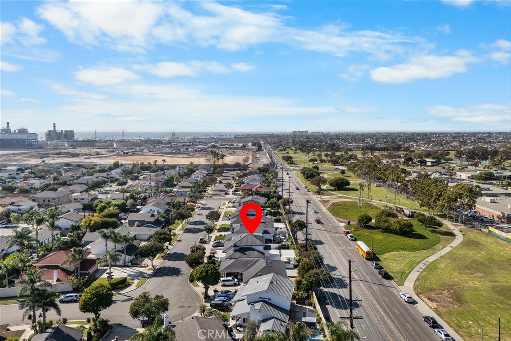 Huntington Beach, California, 92646, United States, 4 Bedrooms Bedrooms, ,5 BathroomsBathrooms,Residential,Active,1969639