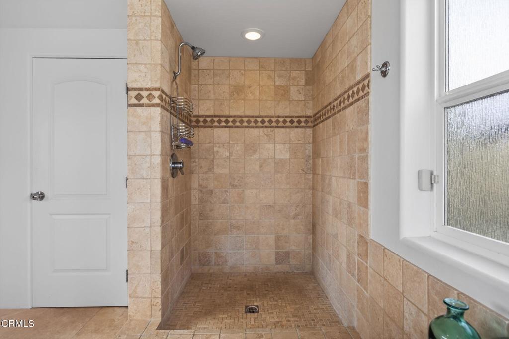 Oxnard, California, 93035, United States, 4 Bedrooms Bedrooms, ,3 BathroomsBathrooms,Residential,Active,2031789