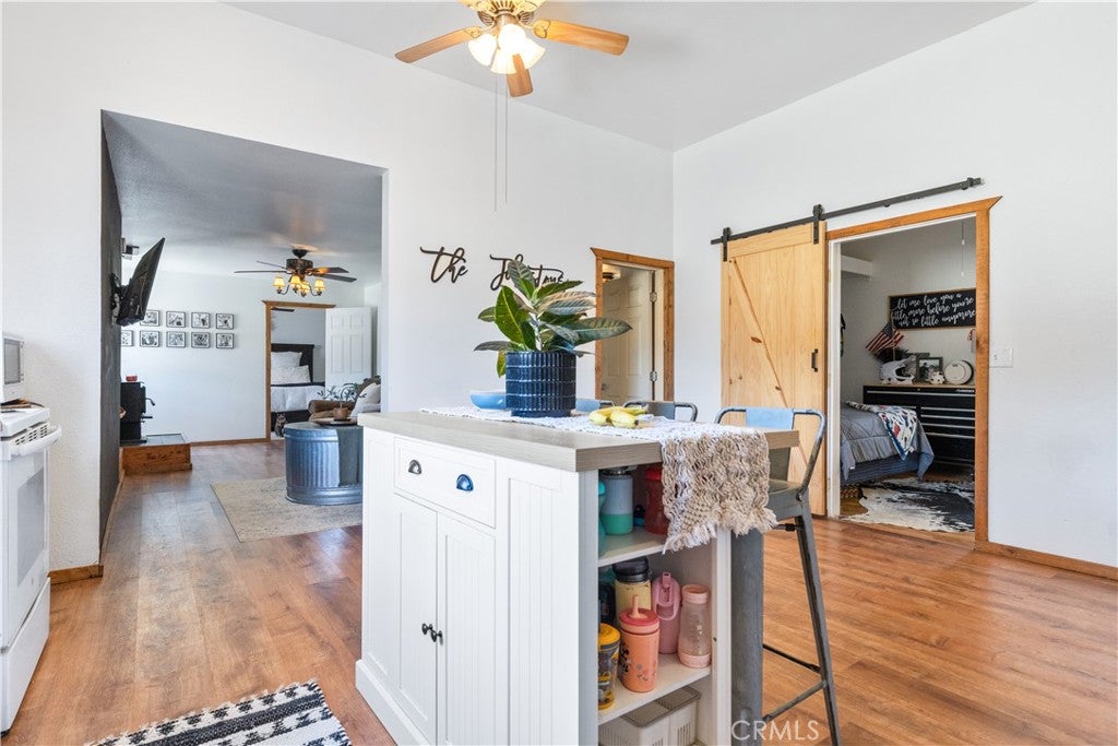 Paso Robles, California, 93446, United States, 7 Bedrooms Bedrooms, ,4 BathroomsBathrooms,Residential,Active,1904141
