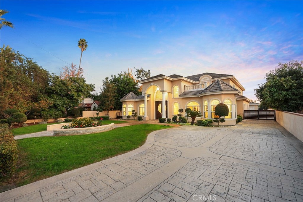 Arcadia, California, 91007, United States, 7 Bedrooms Bedrooms, ,7 BathroomsBathrooms,Residential,Active,2007296