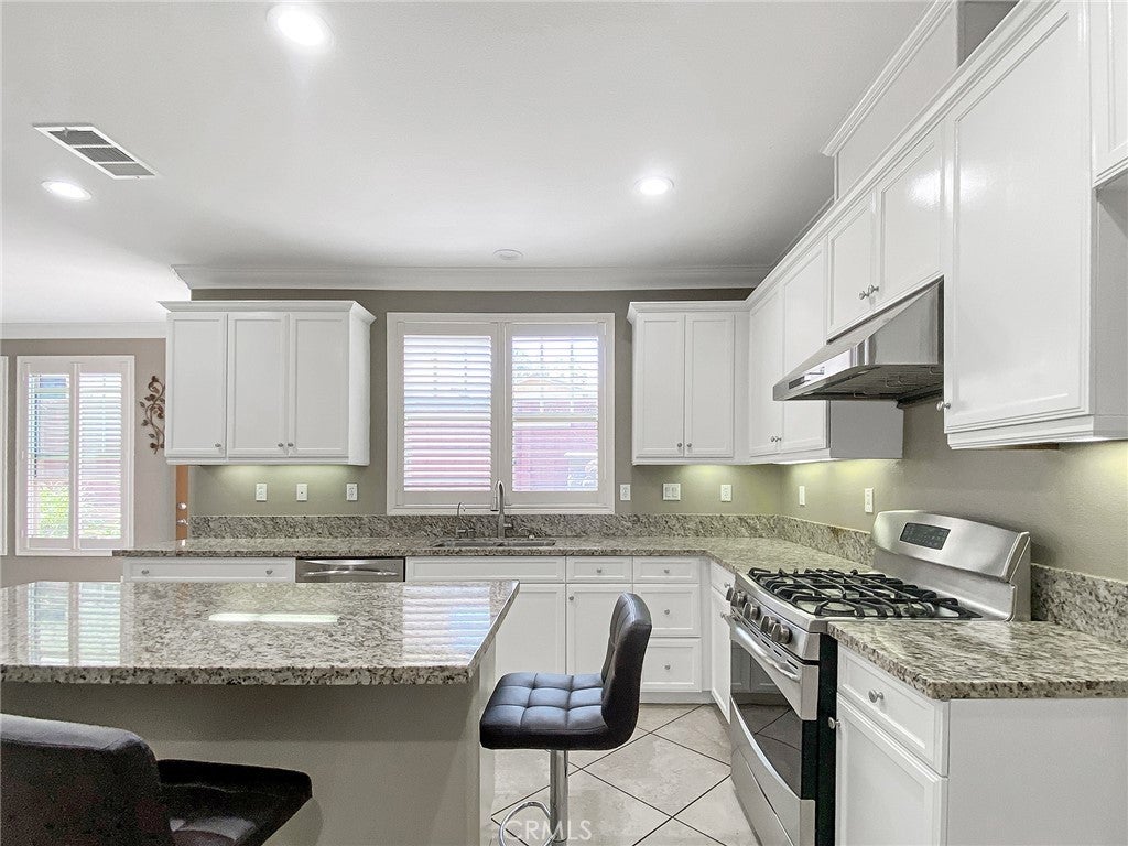 Long Beach, California, 90804, United States, 4 Bedrooms Bedrooms, ,4 BathroomsBathrooms,Residential,Active,1986886