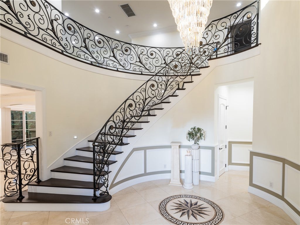 Arcadia, California, 91006, United States, 6 Bedrooms Bedrooms, ,7 BathroomsBathrooms,Residential,Active,1936439