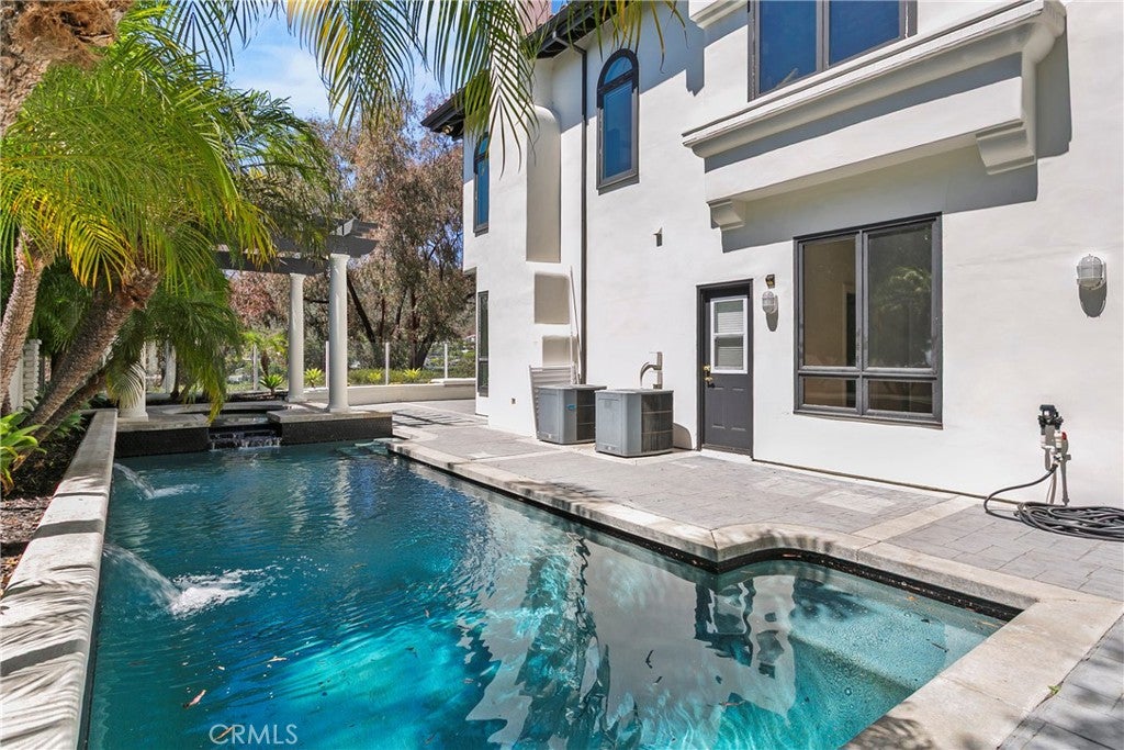 Laguna Niguel, California, 92677, United States, 4 Bedrooms Bedrooms, ,5 BathroomsBathrooms,Residential,Active,1986900