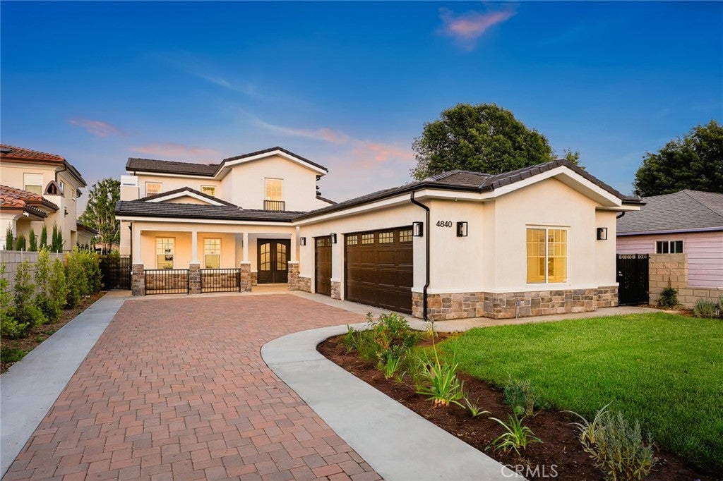 Temple City, California, 91780, United States, 5 Bedrooms Bedrooms, ,6 BathroomsBathrooms,Residential,Active,2011875