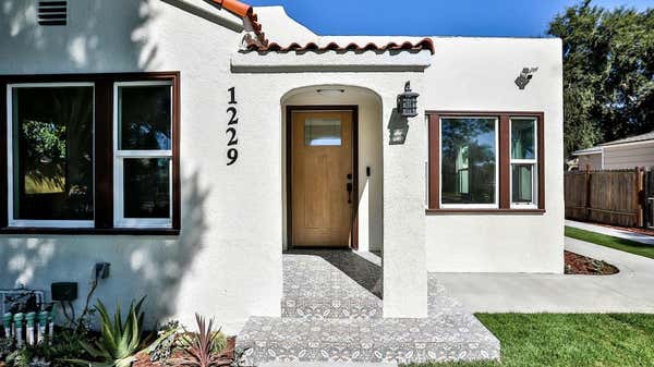 1229 S GARNSEY ST, SANTA ANA, CA 92707, photo 3 of 23