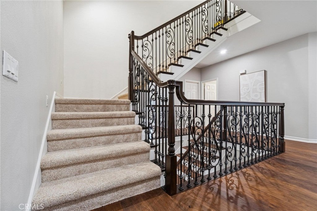 Valencia, California, 91354, United States, 6 Bedrooms Bedrooms, ,6 BathroomsBathrooms,Residential,Active,2008301