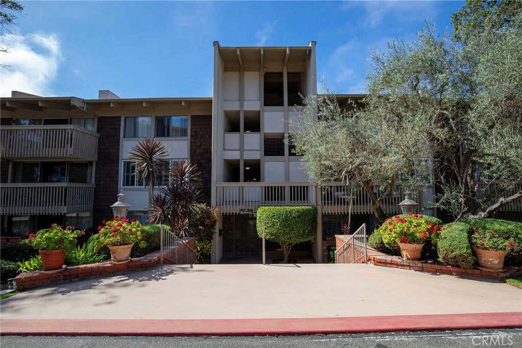 6542 OCEAN CREST DR APT B214, RANCHO PALOS VERDES, CA 90275, photo 1 of 31