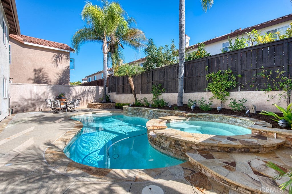 Rancho Santa Margarita, California, 92688, United States, 4 Bedrooms Bedrooms, ,3 BathroomsBathrooms,Residential,Active,2011858