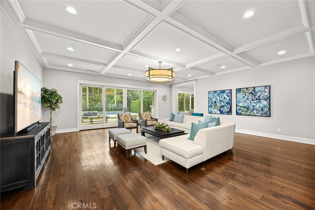 Arcadia, California, 91007, United States, 5 Bedrooms Bedrooms, ,6 BathroomsBathrooms,Residential,Active,1952997