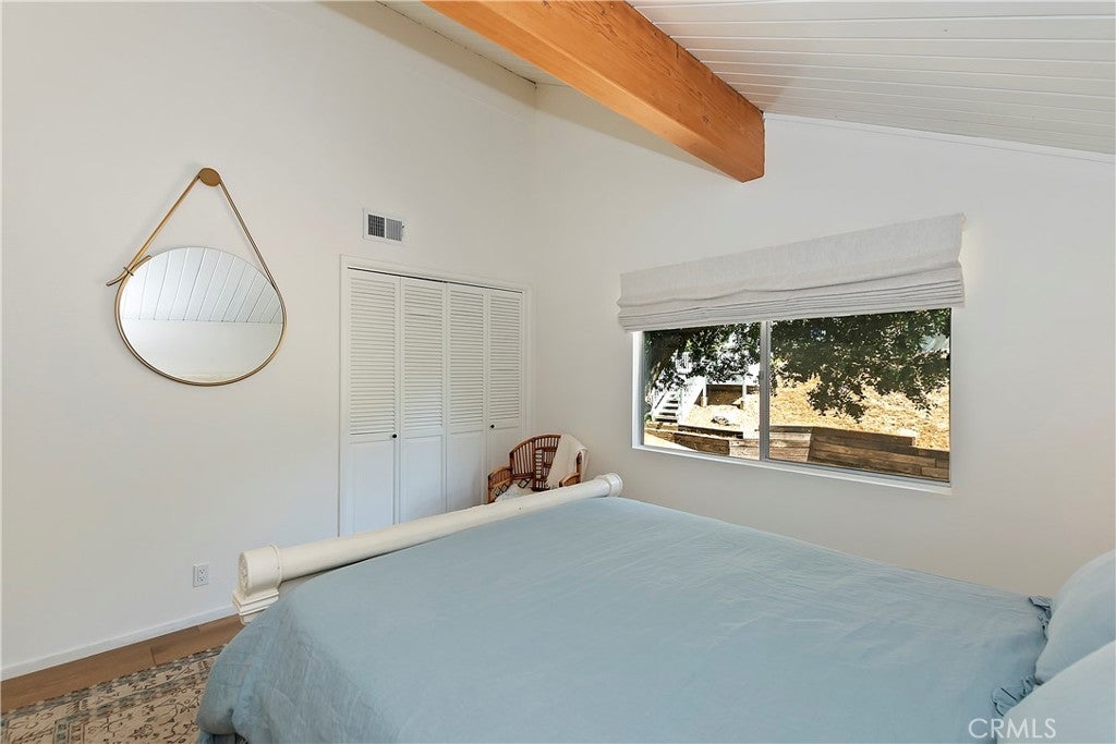 Lake Arrowhead, California, 92352, United States, 4 Bedrooms Bedrooms, ,3 BathroomsBathrooms,Residential,Active,1953250