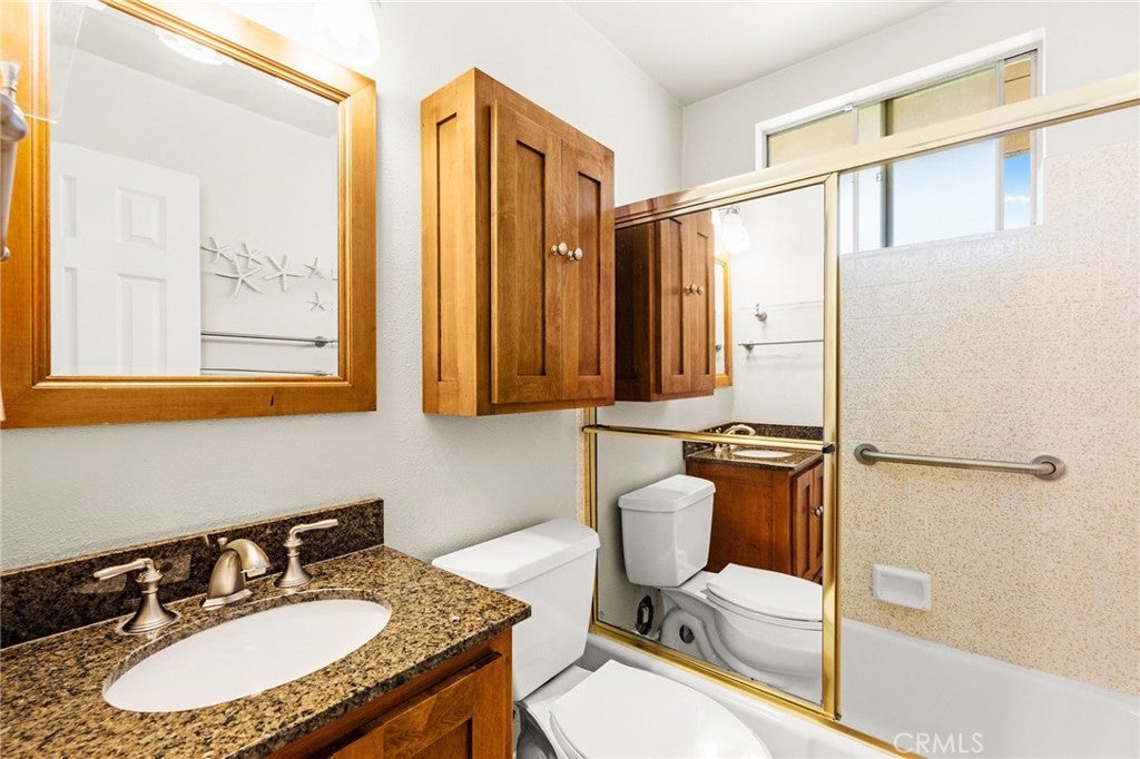 Garden Grove, California, 92845, United States, 4 Bedrooms Bedrooms, ,2 BathroomsBathrooms,Residential,Active,1915046
