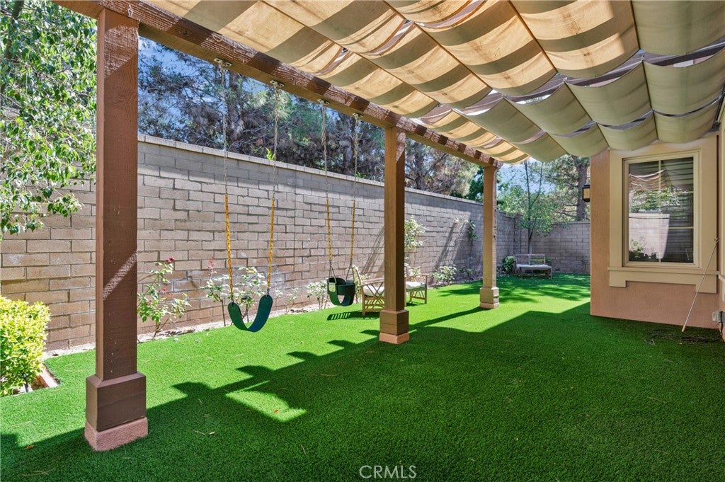 Irvine, California, 92618, United States, 4 Bedrooms Bedrooms, ,4 BathroomsBathrooms,Residential,Active,1894158