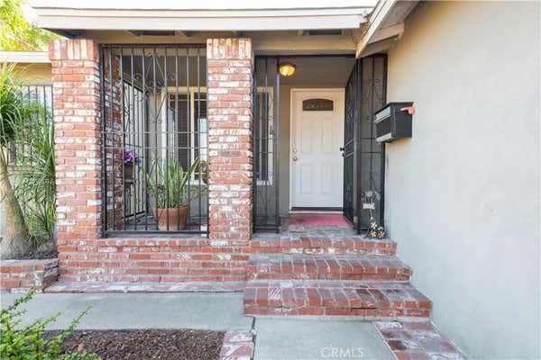 1500 W 156TH ST, COMPTON, CA 90220, photo 4 of 34