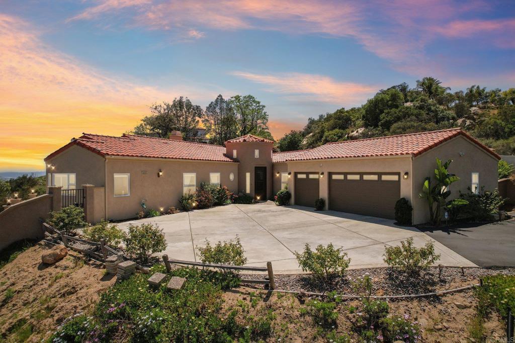 Fallbrook, California, 92028, United States, 3 Bedrooms Bedrooms, ,2 BathroomsBathrooms,Residential,Pending,1929395