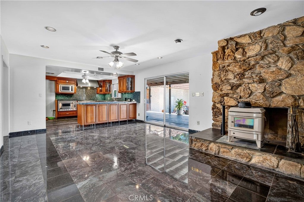Granada Hills, California, 91344, United States, 5 Bedrooms Bedrooms, ,4 BathroomsBathrooms,Residential,Active,1929698
