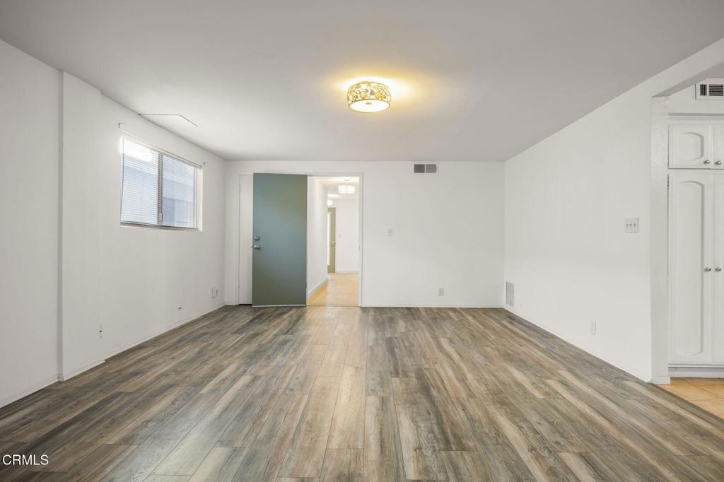 Oxnard, California, 93035, United States, ,3 BathroomsBathrooms,Residential,Active,1894775