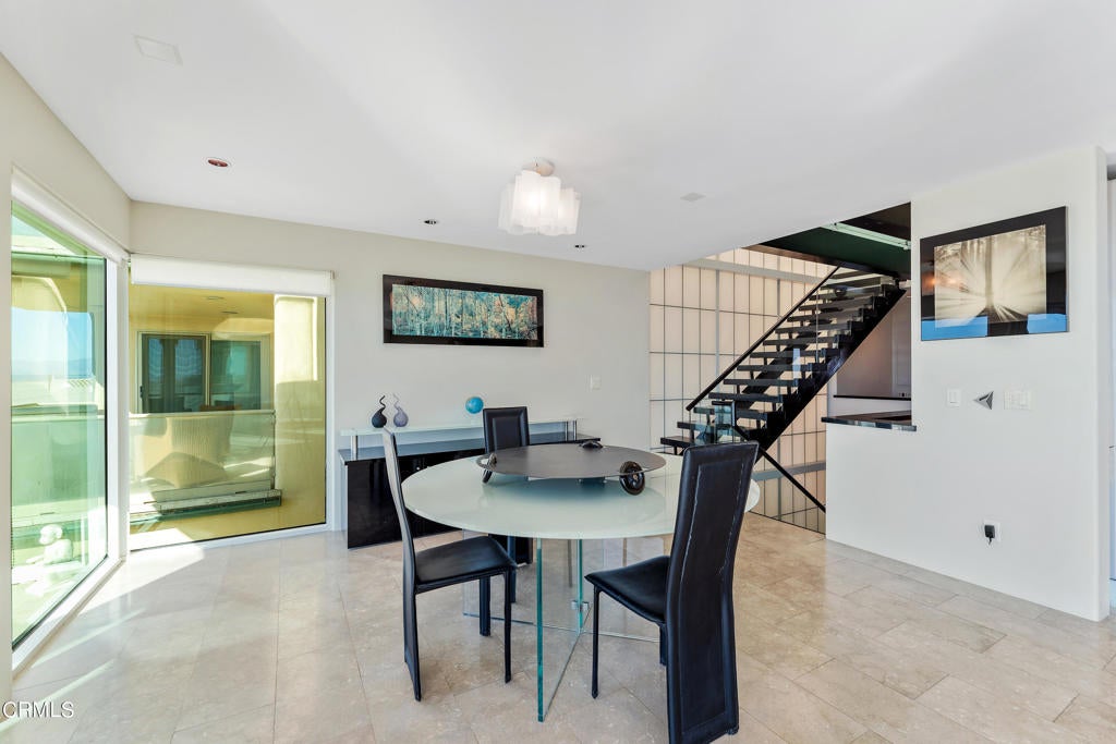 Oxnard, California, 93035, United States, 4 Bedrooms Bedrooms, ,5 BathroomsBathrooms,Residential,Active,1953419