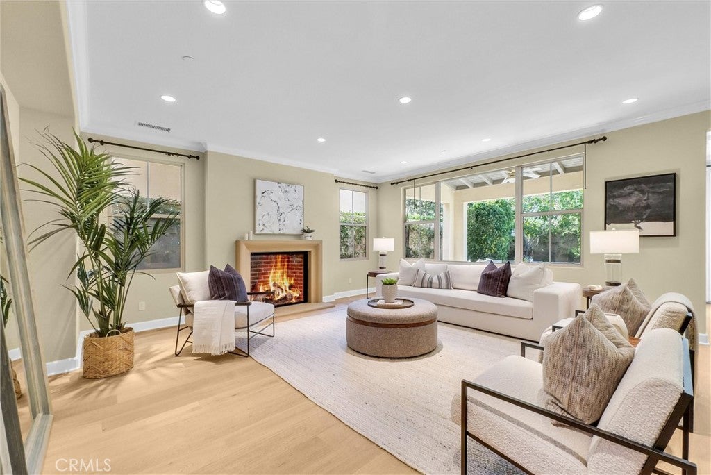 Irvine, California, 92620, United States, 4 Bedrooms Bedrooms, ,4 BathroomsBathrooms,Residential,Active,1986877