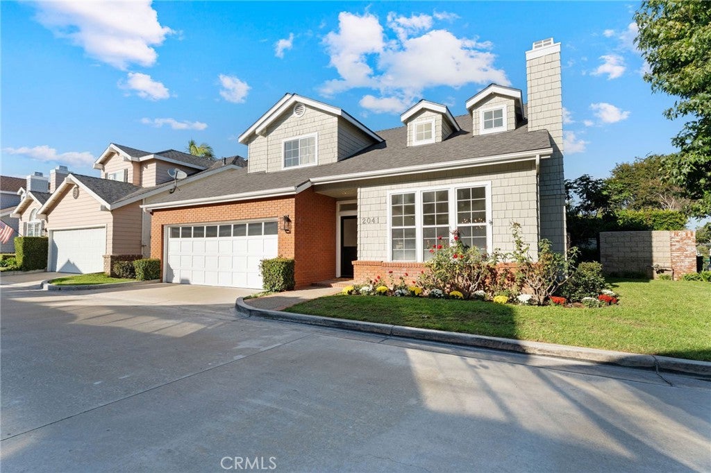 Costa Mesa, California, 92627, United States, 4 Bedrooms Bedrooms, ,3 BathroomsBathrooms,Residential,Contingent,1986895