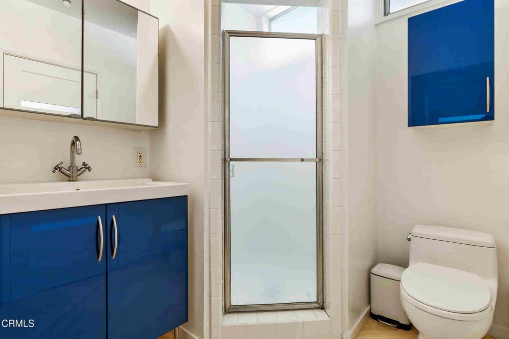 Pasadena, California, 91107, United States, 5 Bedrooms Bedrooms, ,5 BathroomsBathrooms,Residential,Active,1941341