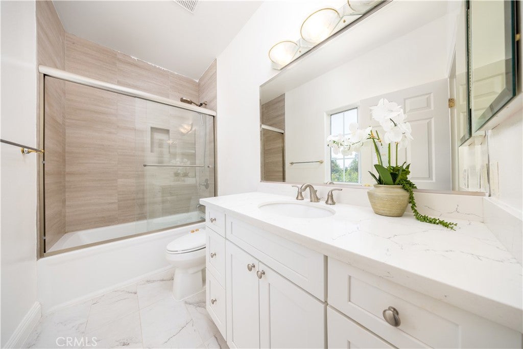 Arcadia, California, 91006, United States, 5 Bedrooms Bedrooms, ,5 BathroomsBathrooms,Residential,Active,1992263