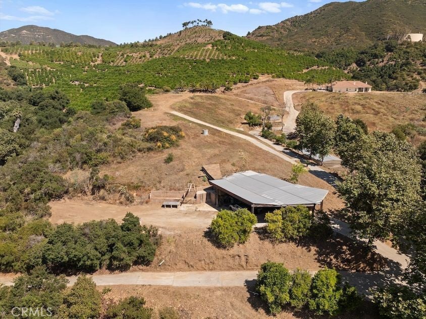 Fallbrook, California, 92028, United States, 3 Bedrooms Bedrooms, ,2 BathroomsBathrooms,Residential,Active,1820329