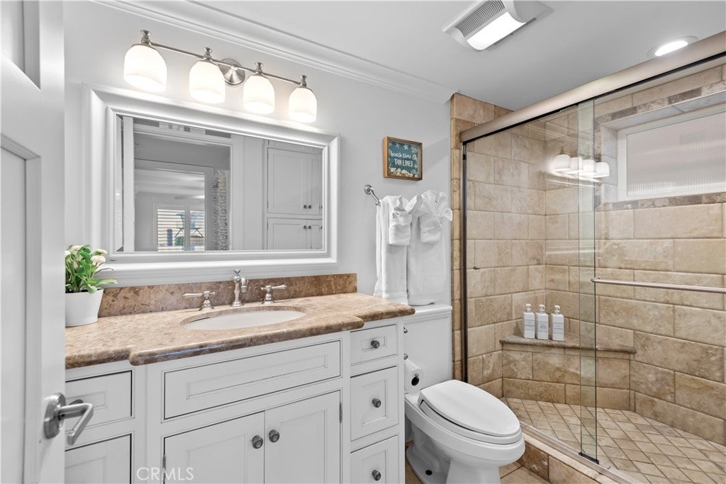 Oxnard, California, 93035, United States, ,4 BathroomsBathrooms,Residential,Active,1839447