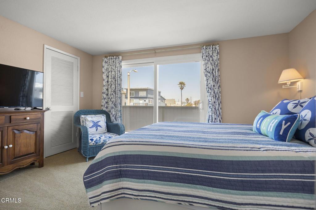 Oxnard, California, 93035, United States, 5 Bedrooms Bedrooms, ,3 BathroomsBathrooms,Residential,Active,1933720