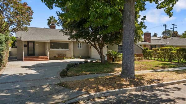 7014 COLBATH AVE, VAN NUYS, CA 91405, photo 4 of 37