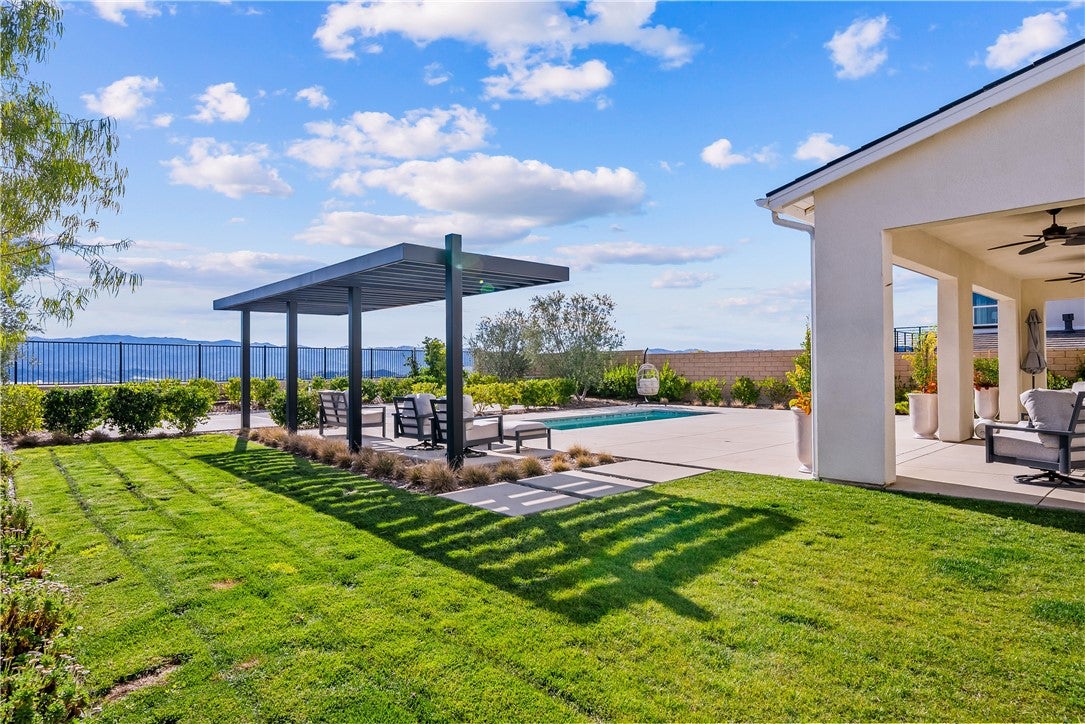 Castaic, California, 91384, United States, 6 Bedrooms Bedrooms, ,6 BathroomsBathrooms,Residential,Active,2006979