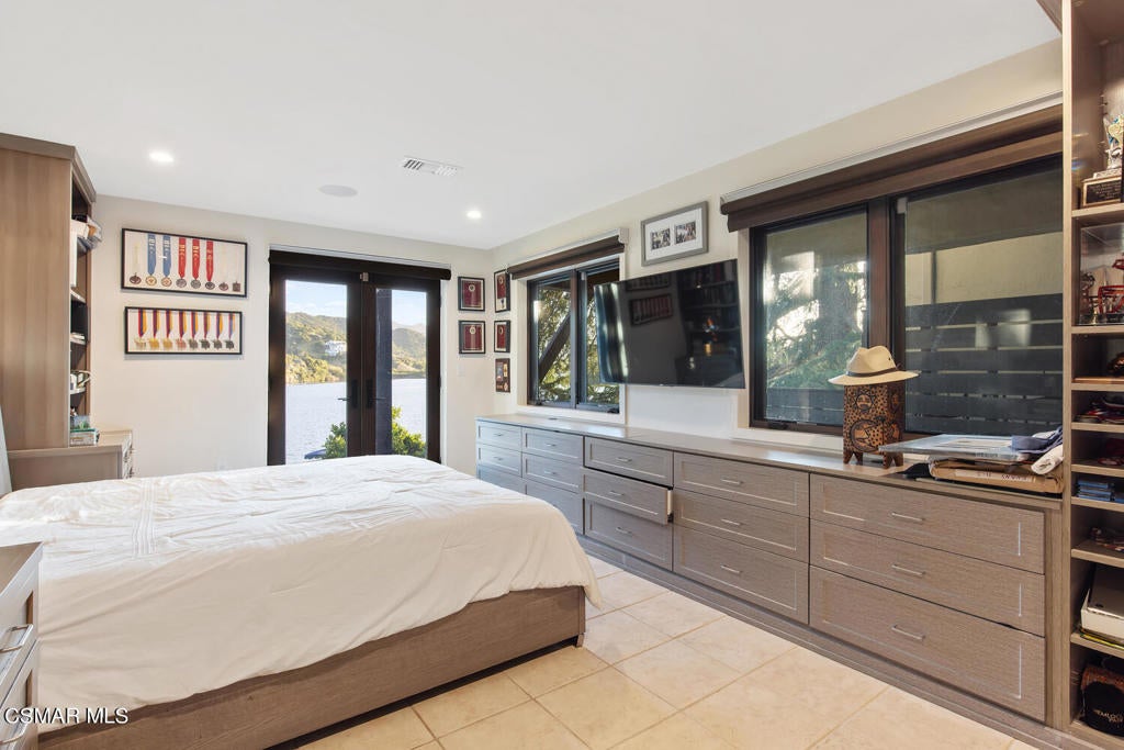 Lake Sherwood, California, 91361, United States, ,4 BathroomsBathrooms,Residential,Active,1820410