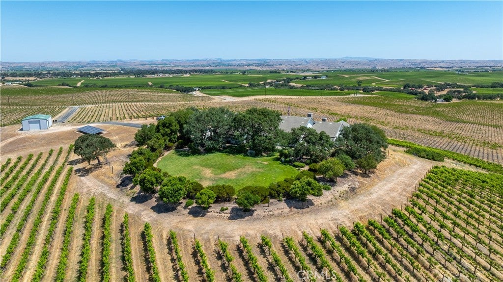 Paso Robles, California, 93446, United States, 7 Bedrooms Bedrooms, ,6 BathroomsBathrooms,Residential,Active,1919055