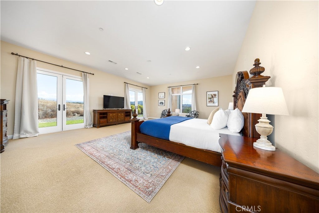 Temecula, California, 92592, United States, 5 Bedrooms Bedrooms, ,4 BathroomsBathrooms,Residential,Active,1970960