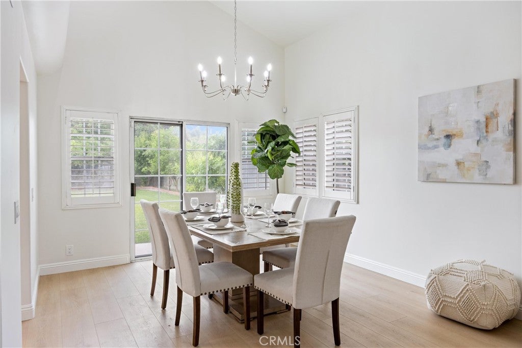 Downey, California, 90242, United States, 7 Bedrooms Bedrooms, ,6 BathroomsBathrooms,Residential,Contingent,1829948