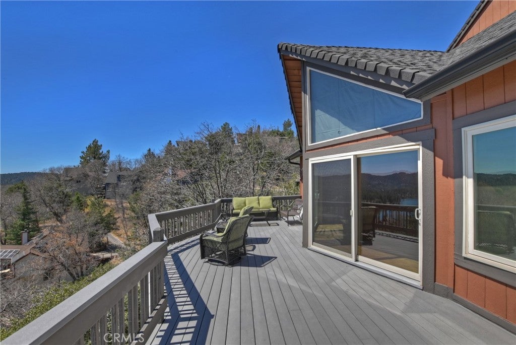 Lake Arrowhead, California, 92352, United States, ,5 BathroomsBathrooms,Residential,Active,1781875