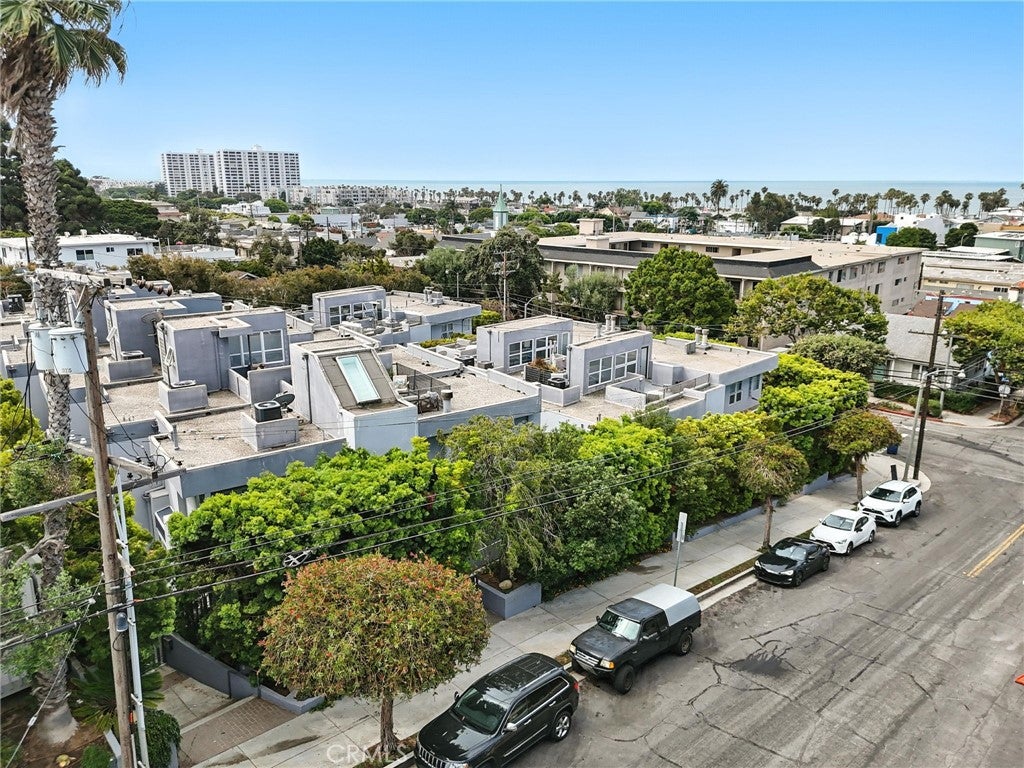 Santa Monica, California, 90405, United States, ,3 BathroomsBathrooms,Residential,Active,1894761